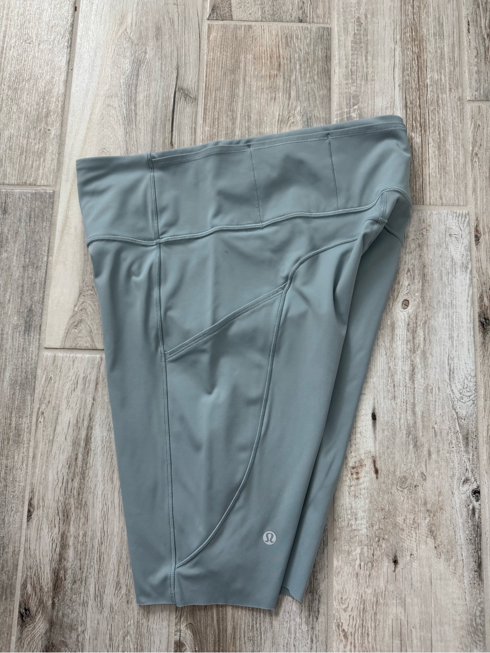 Lululemon Fast And Free Short 10" *Non-Reflective Blue Cast Size 10 - Picture 8 of 13